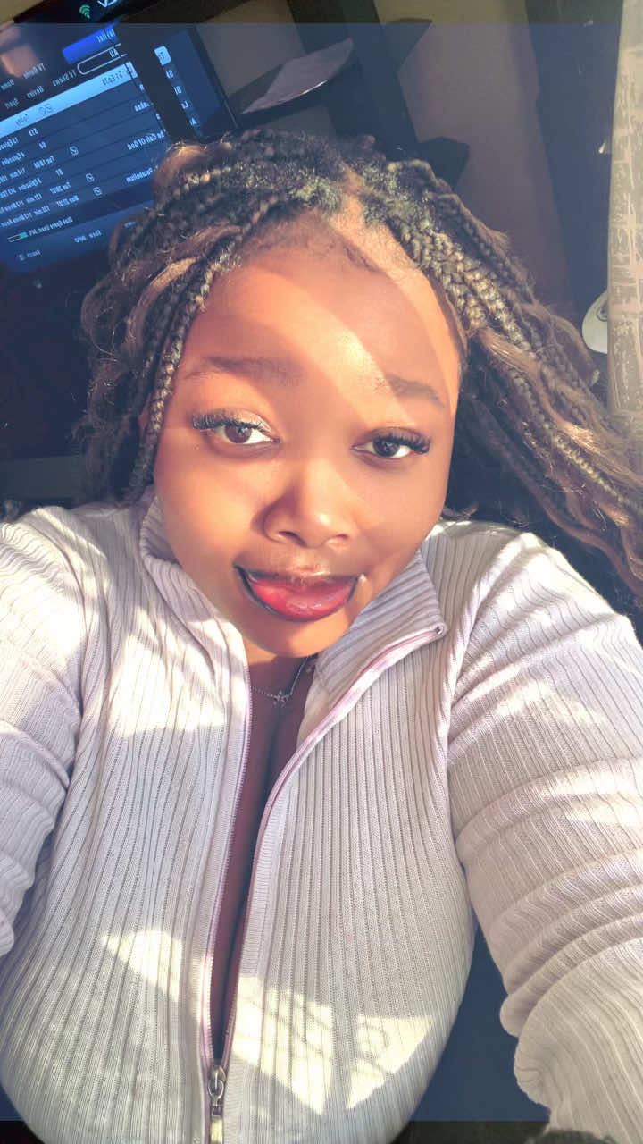 @Naledi