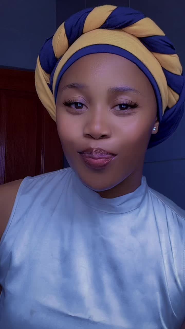 @Confie_thefirst_