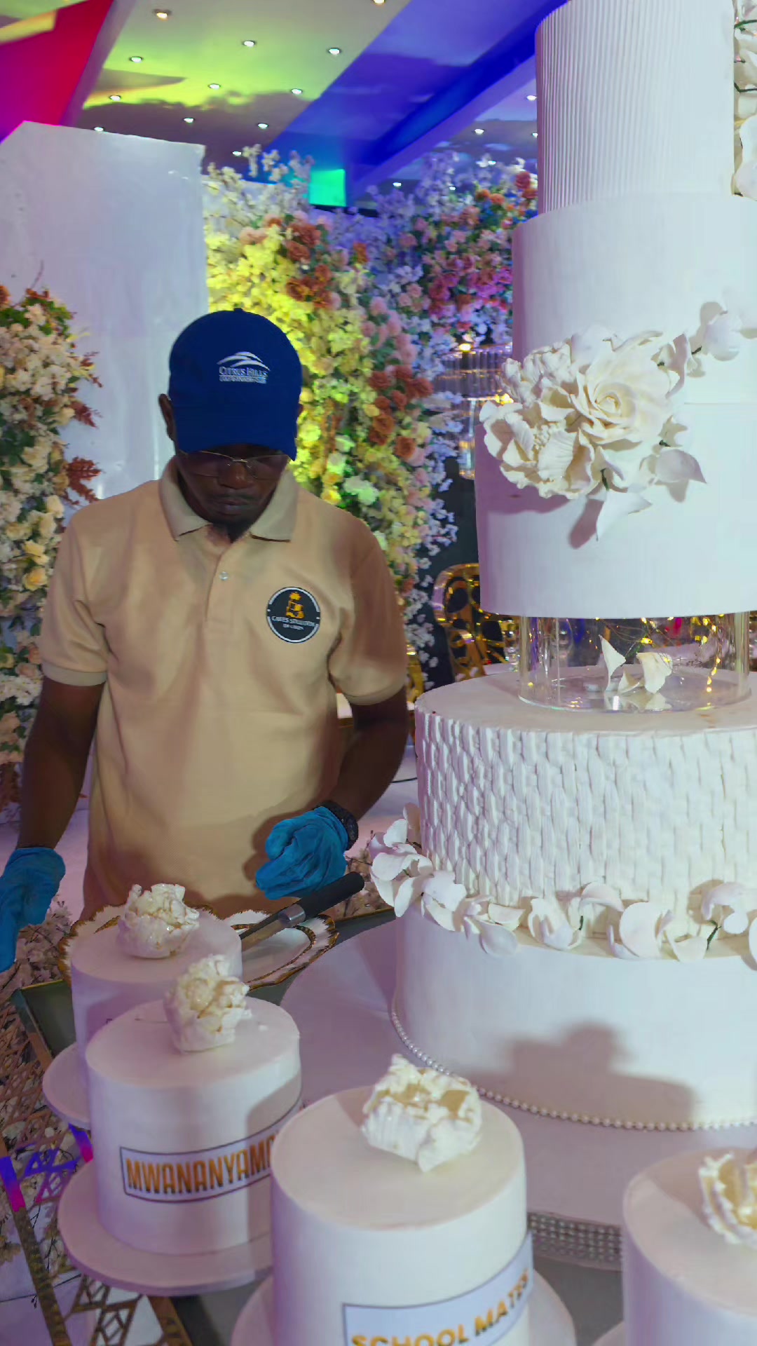 @CAKES SOLUTION