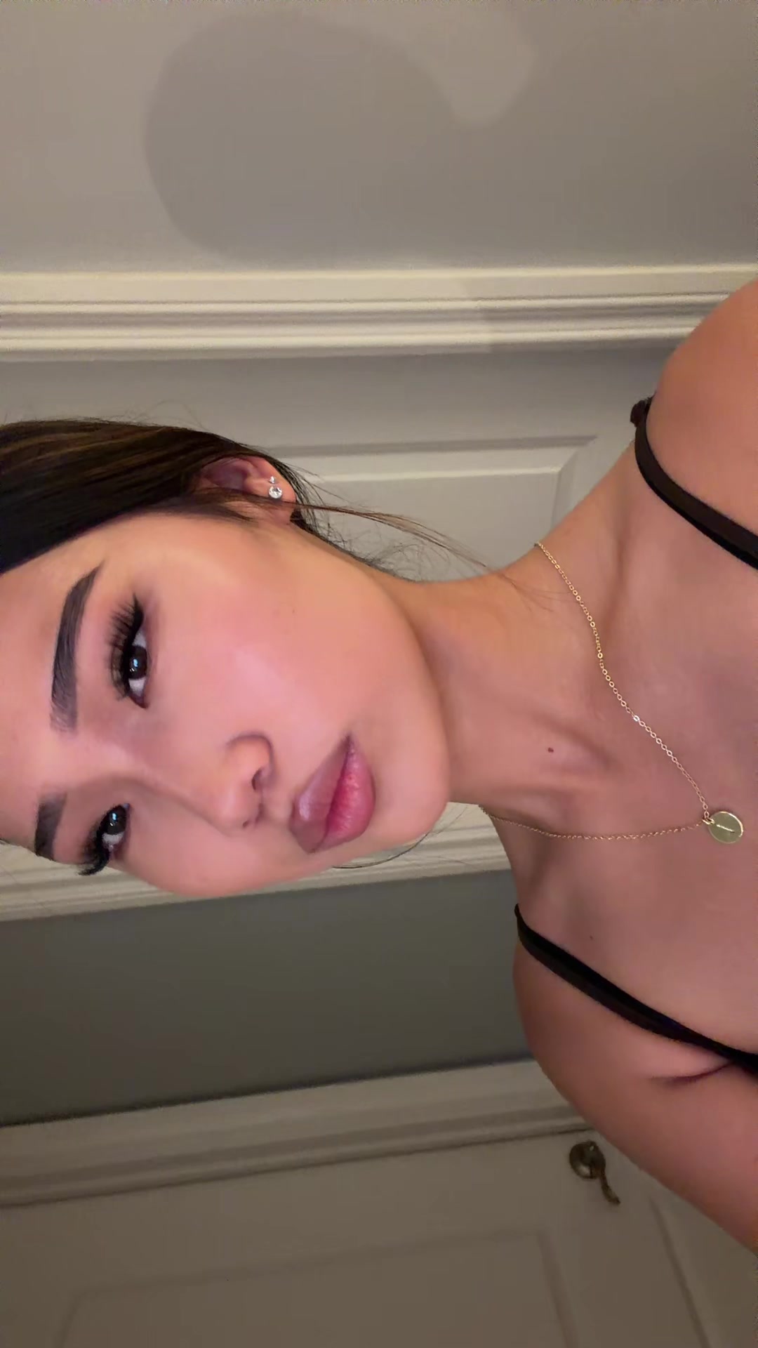@e
