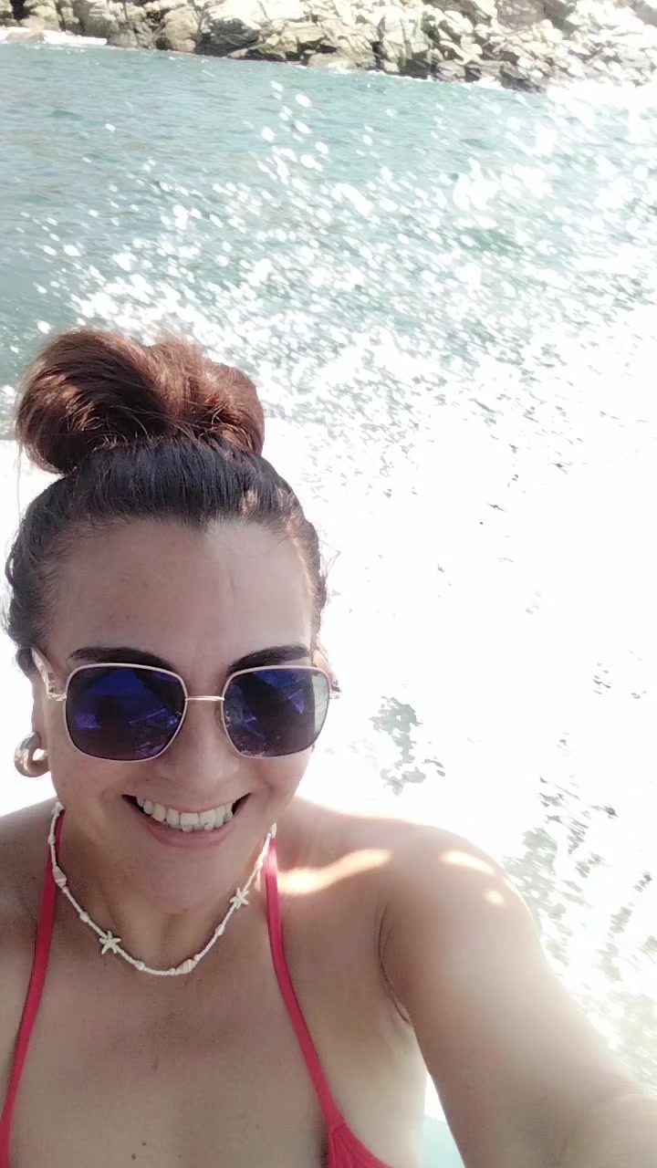 @Luna Griega