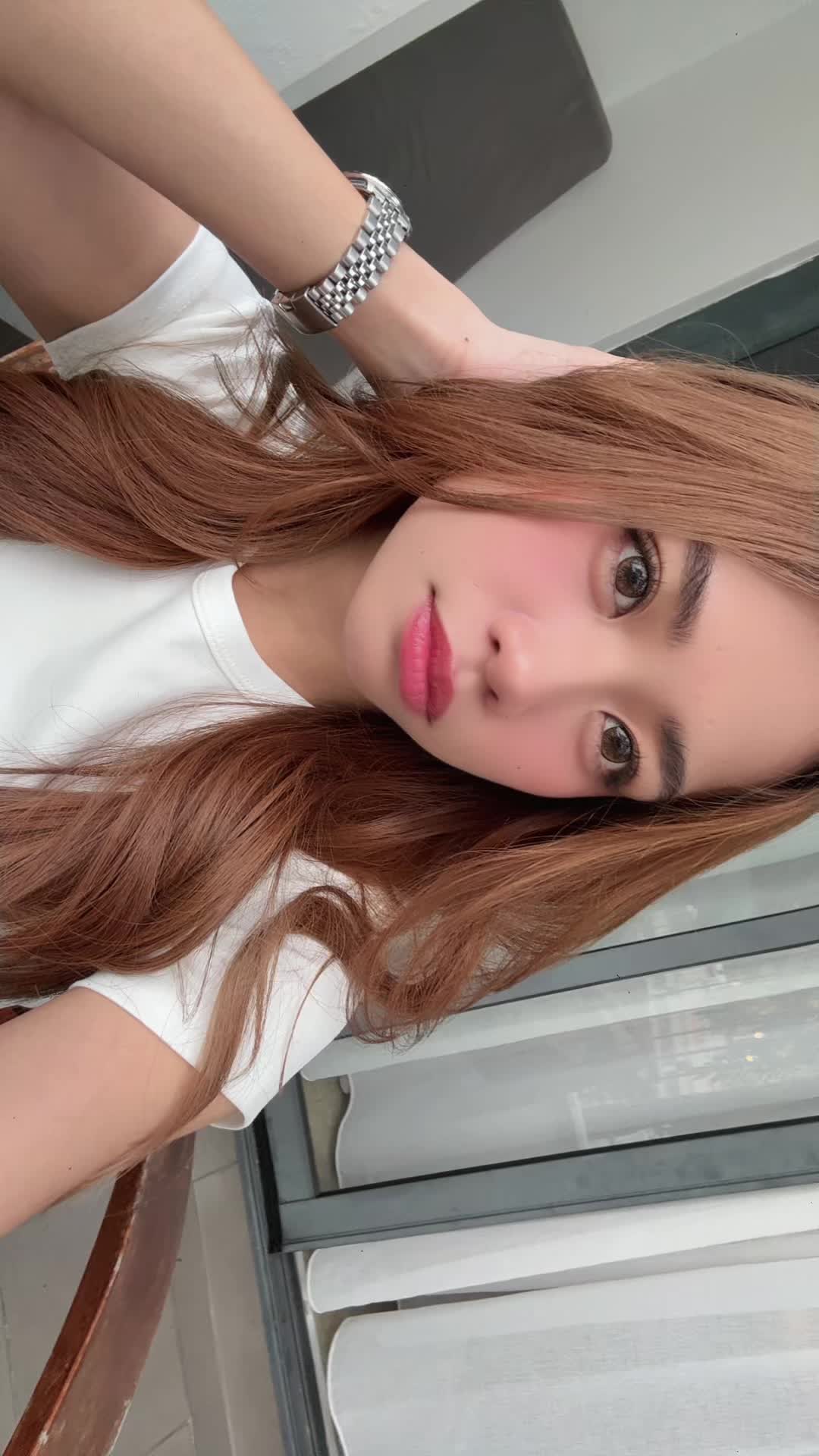 @angelxzee
