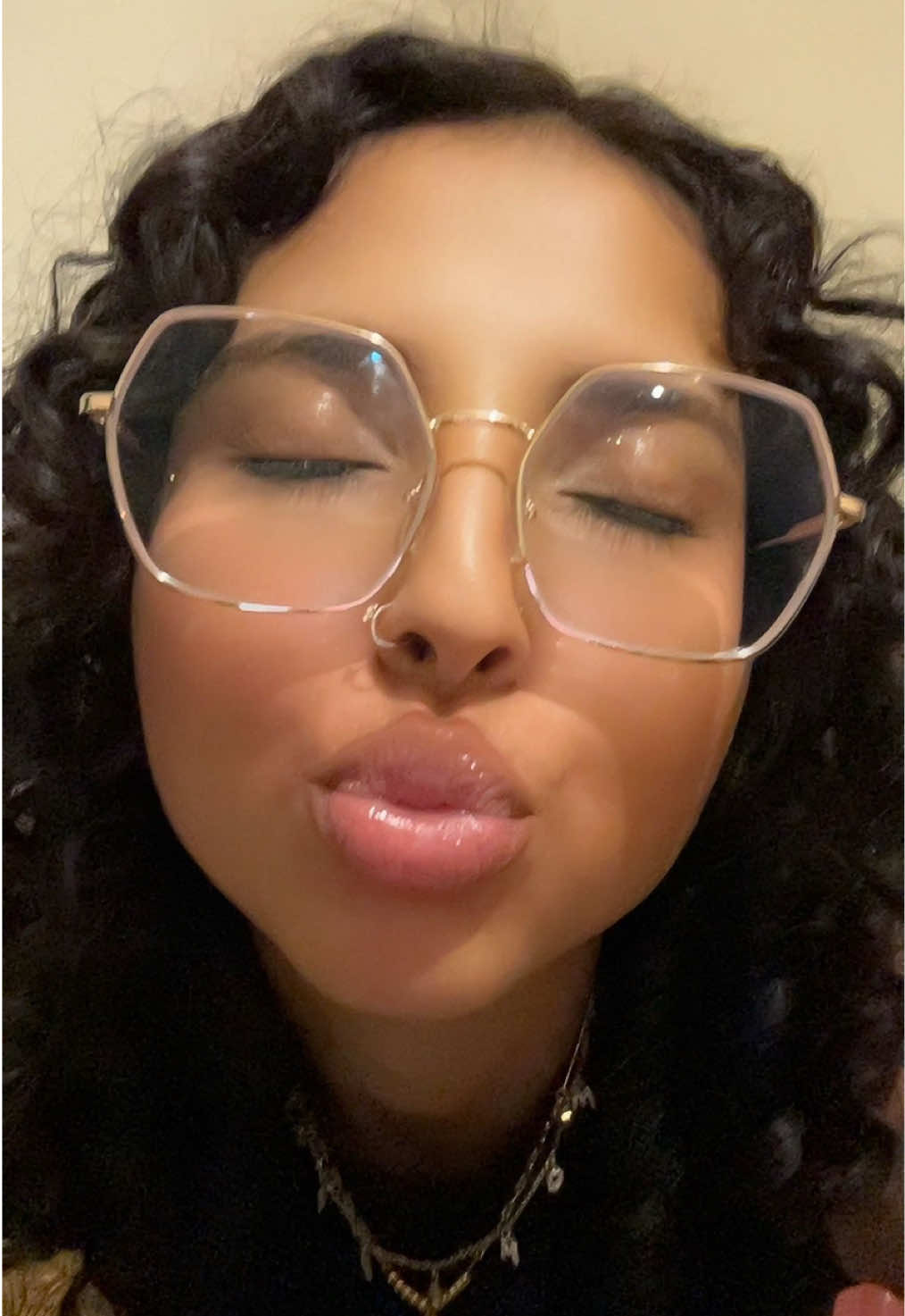 @🍒TCHIKILOVE🍒