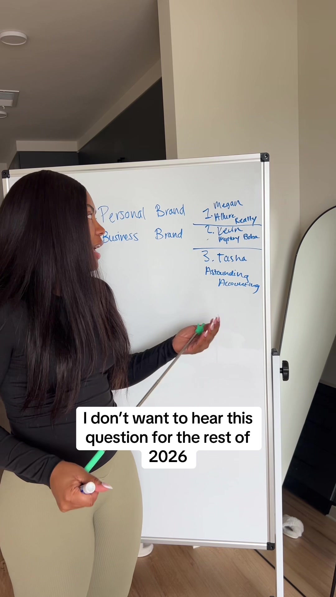@Bri | Personal Brand Architect