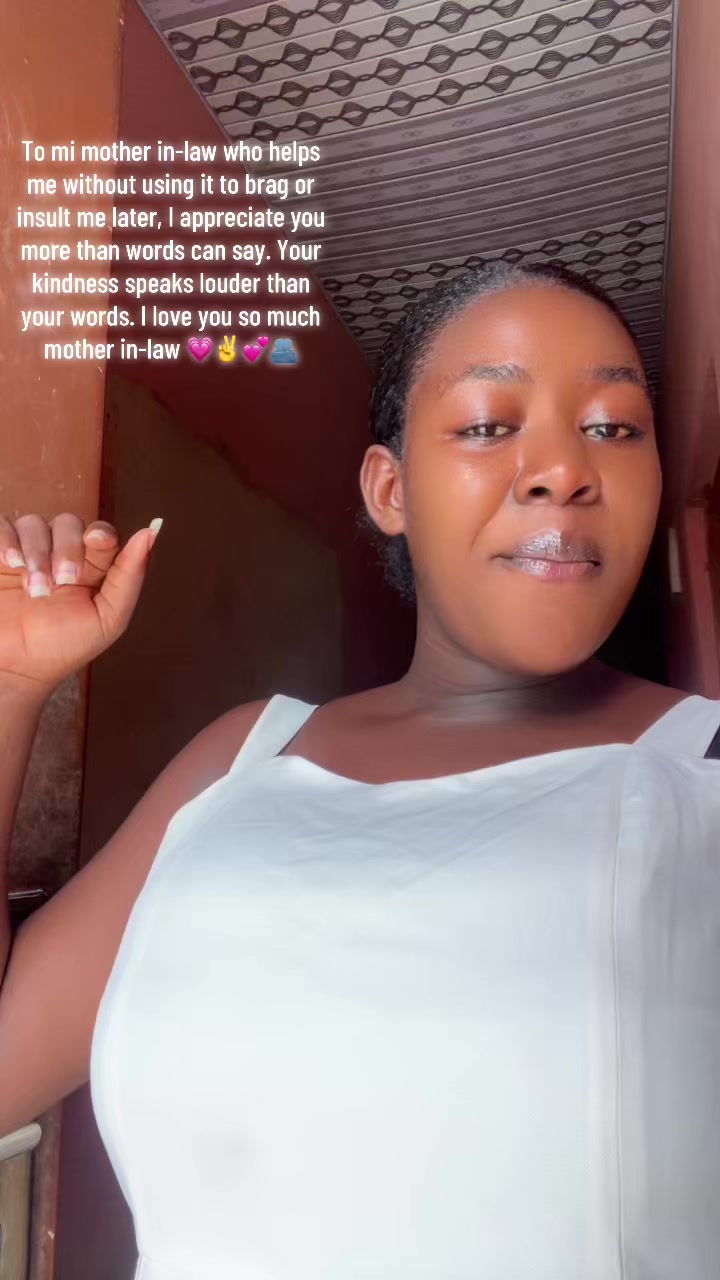 @🦋🦋Adwoa🦋🦋 mirror 💍💍