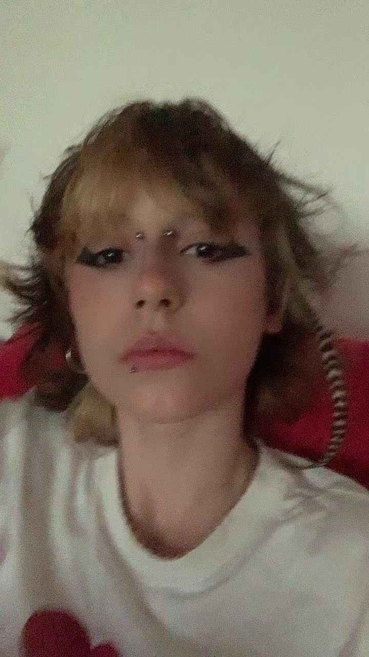@lorazecacaaammm