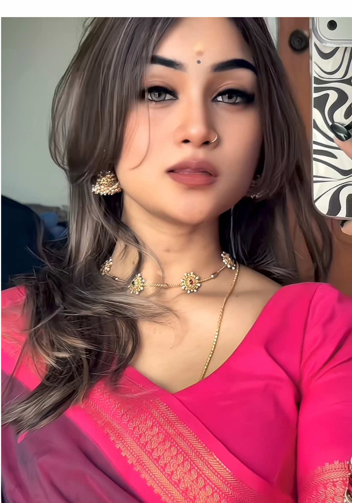 @𝓛𝓲𝓷𝓪𝓪