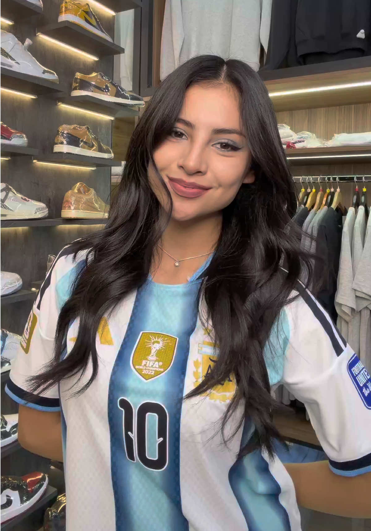 @Camila Mosquera