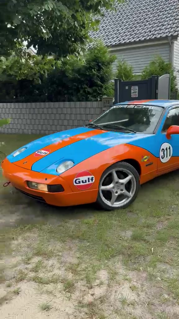 @Multipla 135i / Porsche 928 S4
