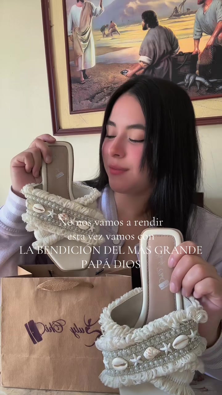 @YULY CHIC ECUADOR🇪🇨💜