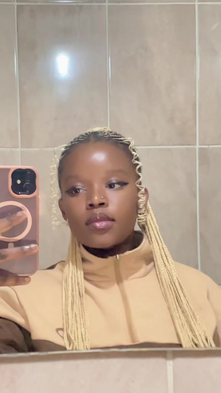 @Nonkanyezi🌟.