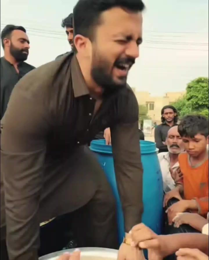 @i_am Rajab Butt