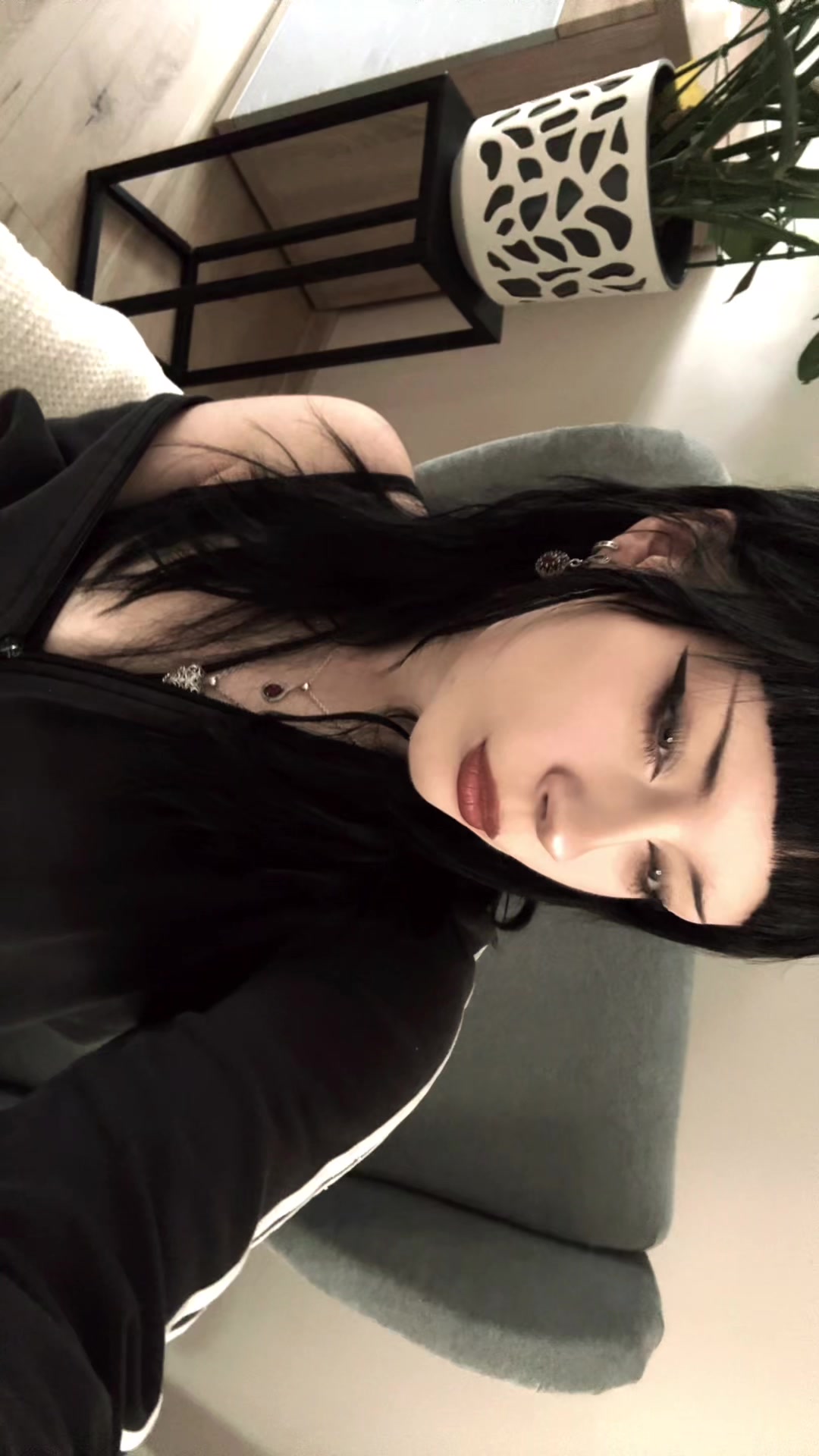 @⛧