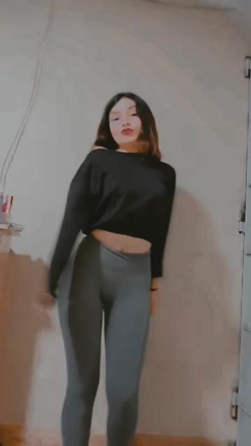 @Colegiala Bonita