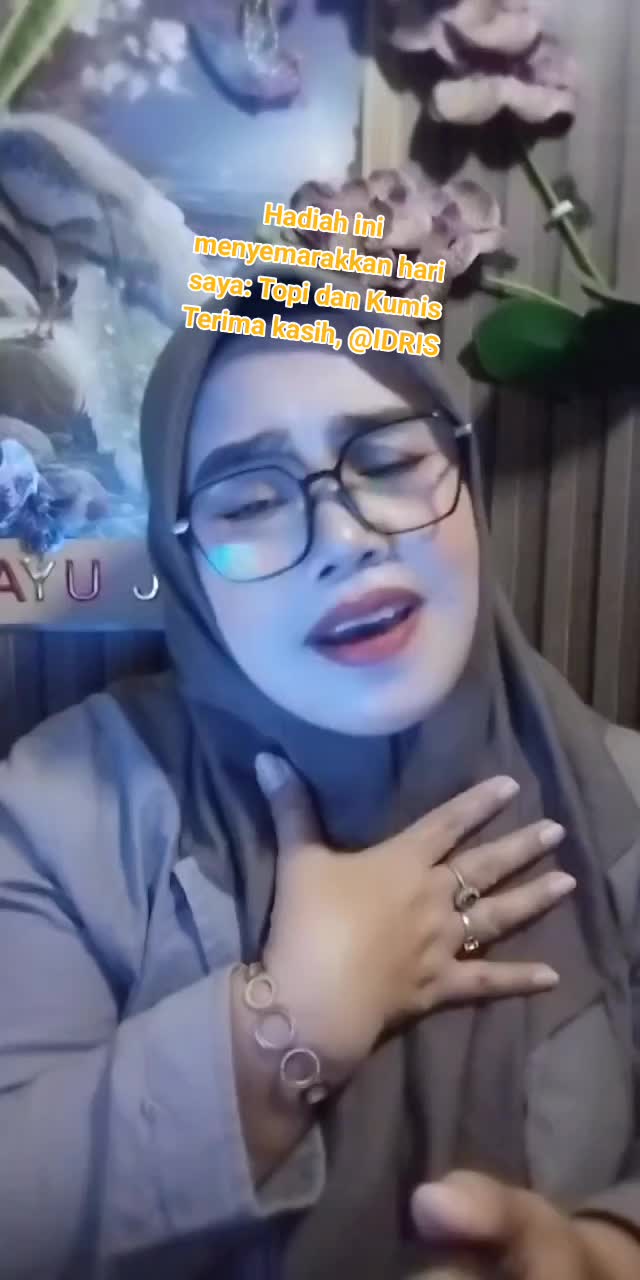@AYU JELITA