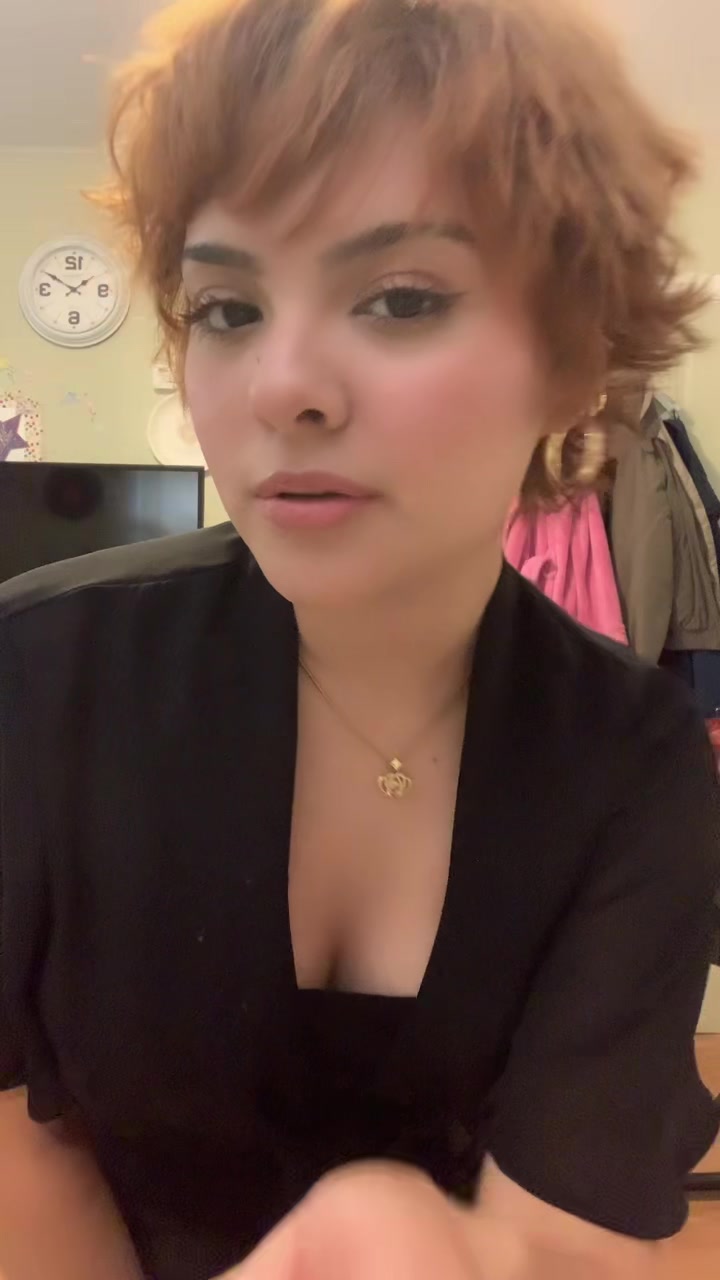 @fionaapplelover_69