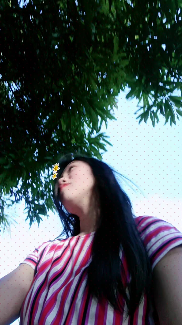 @~ Queen of hearts ~❤️❤️❤️