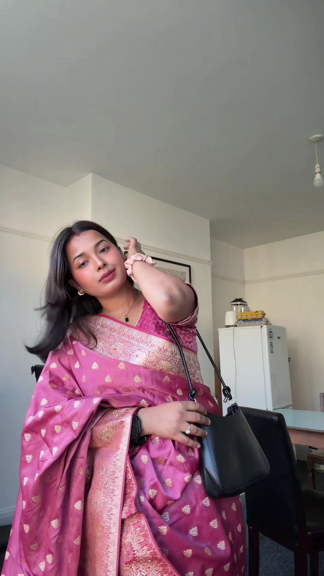 @Urs-Bnee🇬🇧🇳🇵