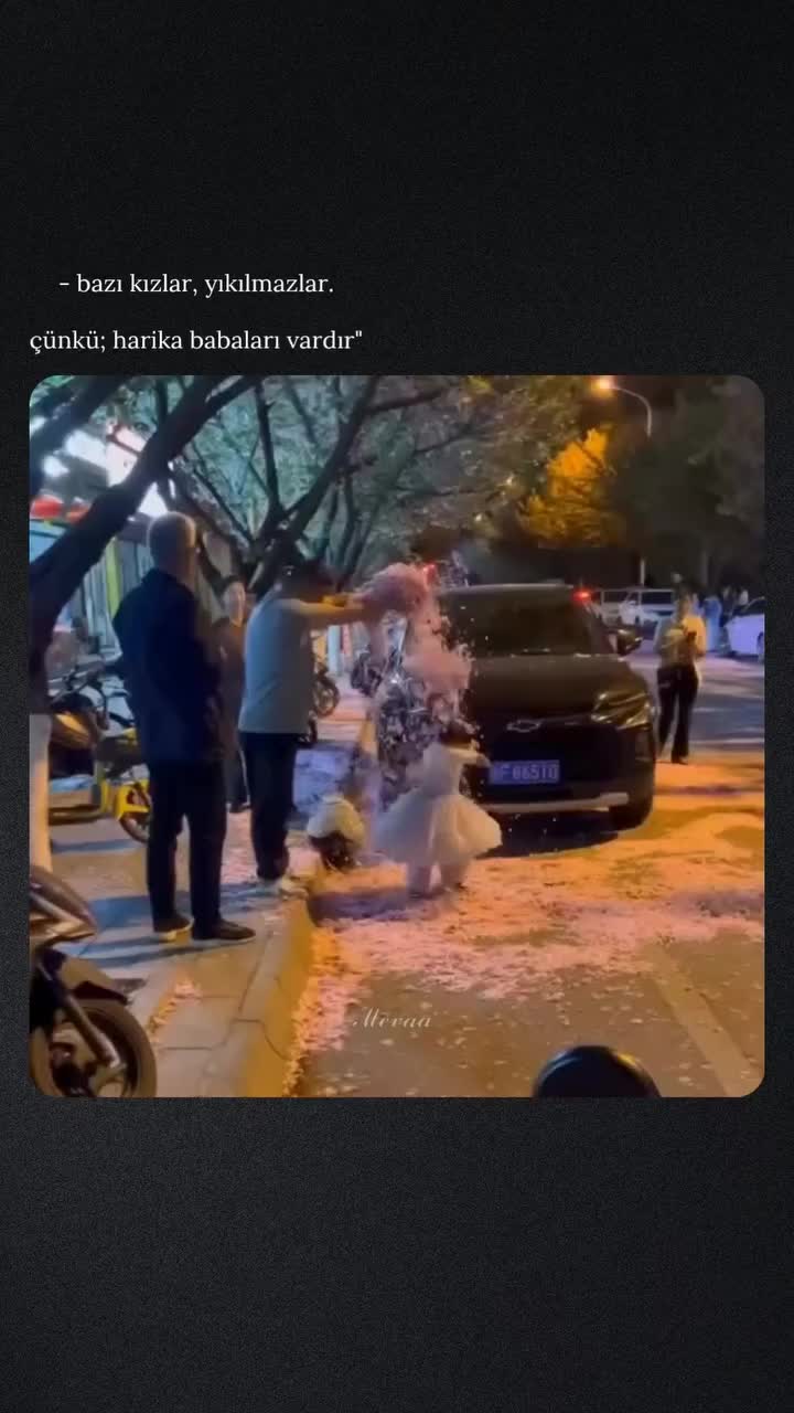 @Эла🫧