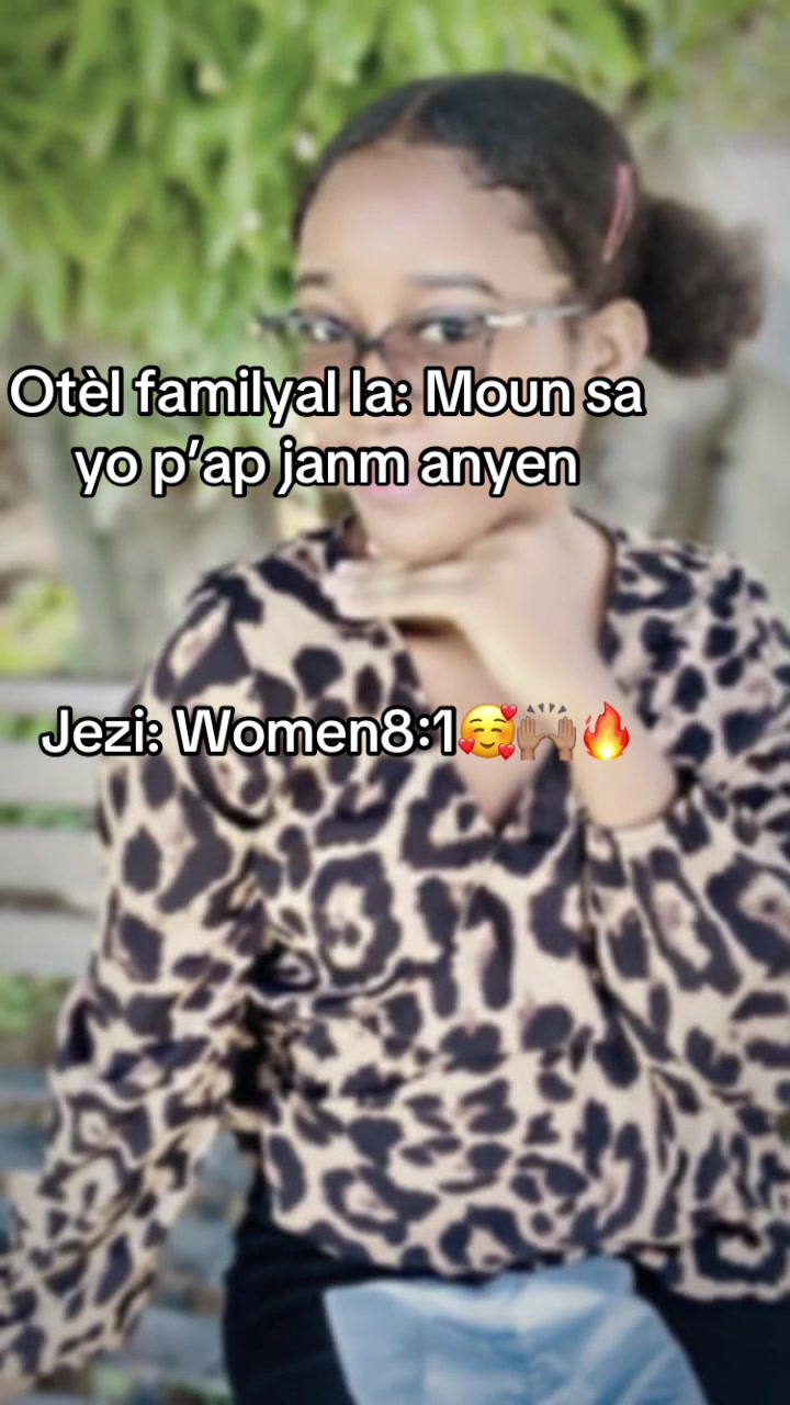 @M&eacute;lissa Esteryl