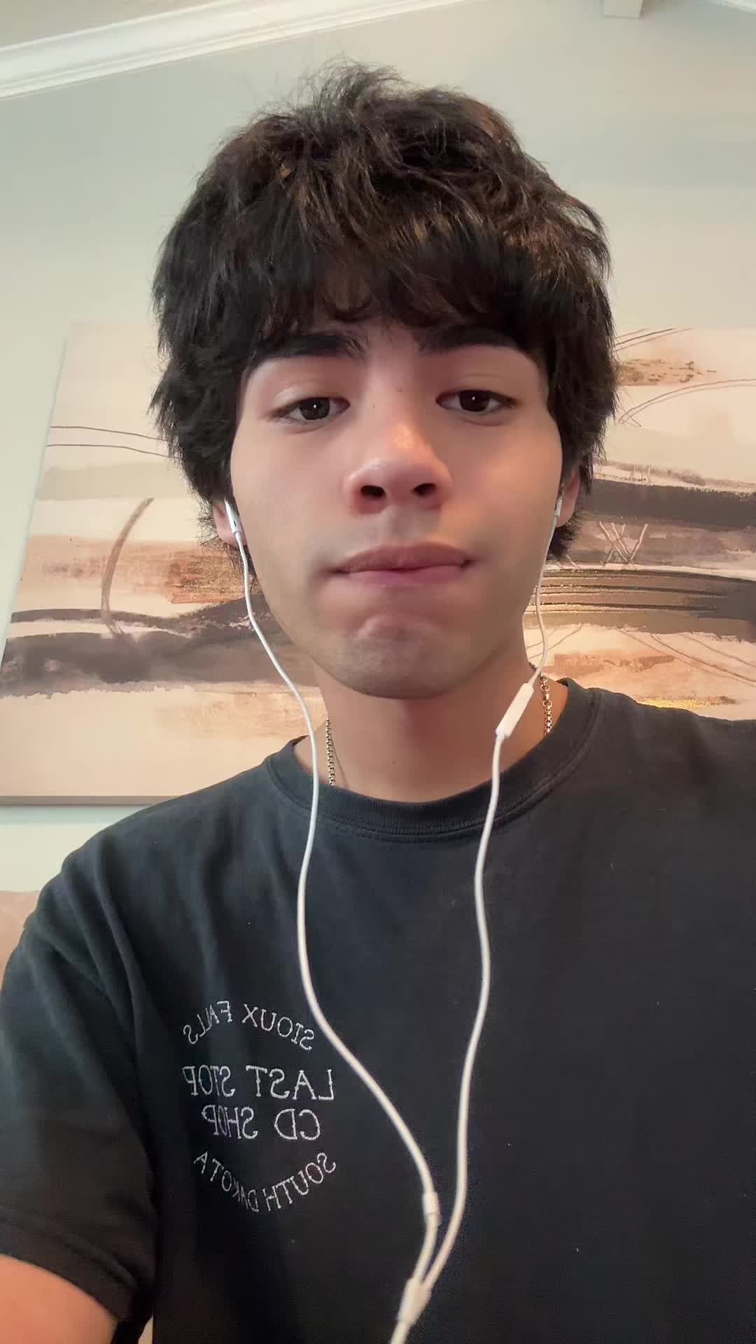 @alex :𝟑