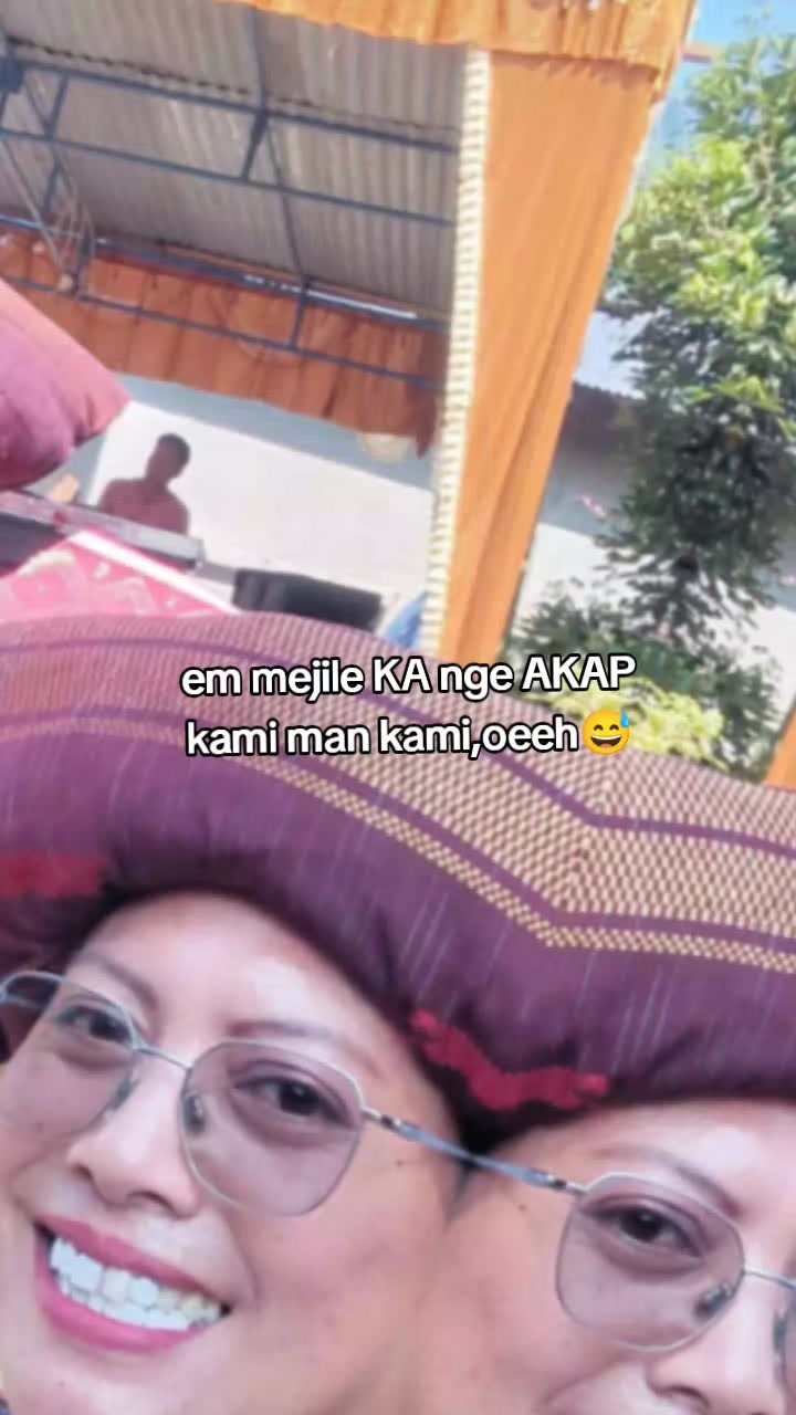 @🅾️ktaviany siLangit🌹
