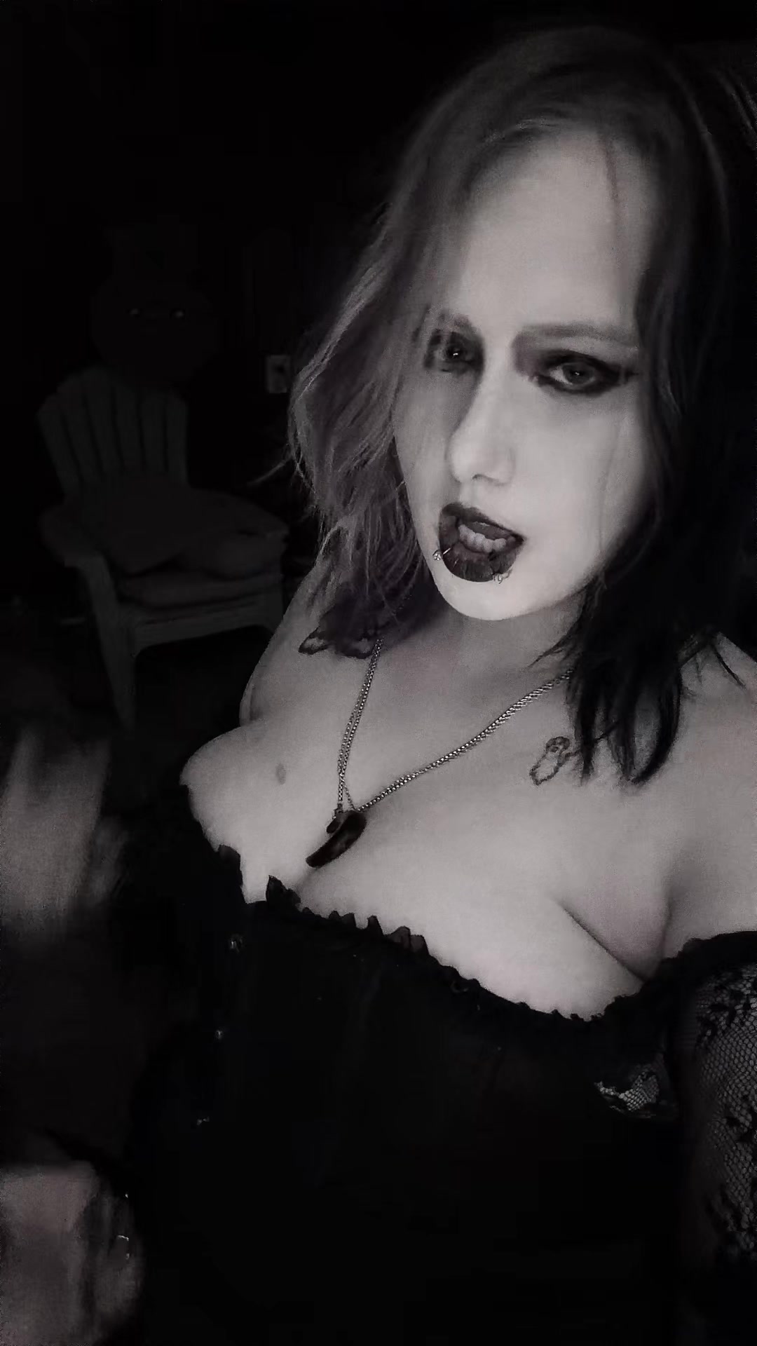 @𝕷𝖊𝖝