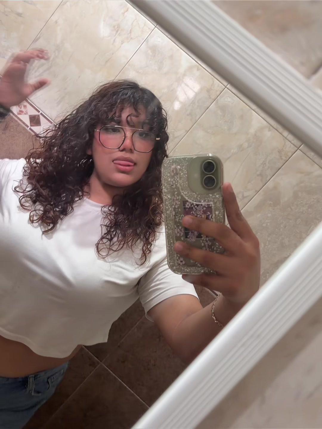 @Naisita Zarzoza