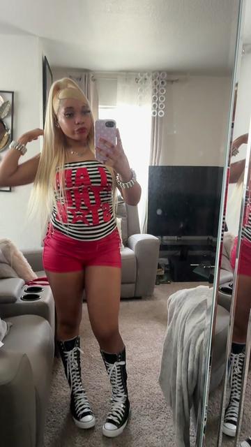 @sexydollygabby