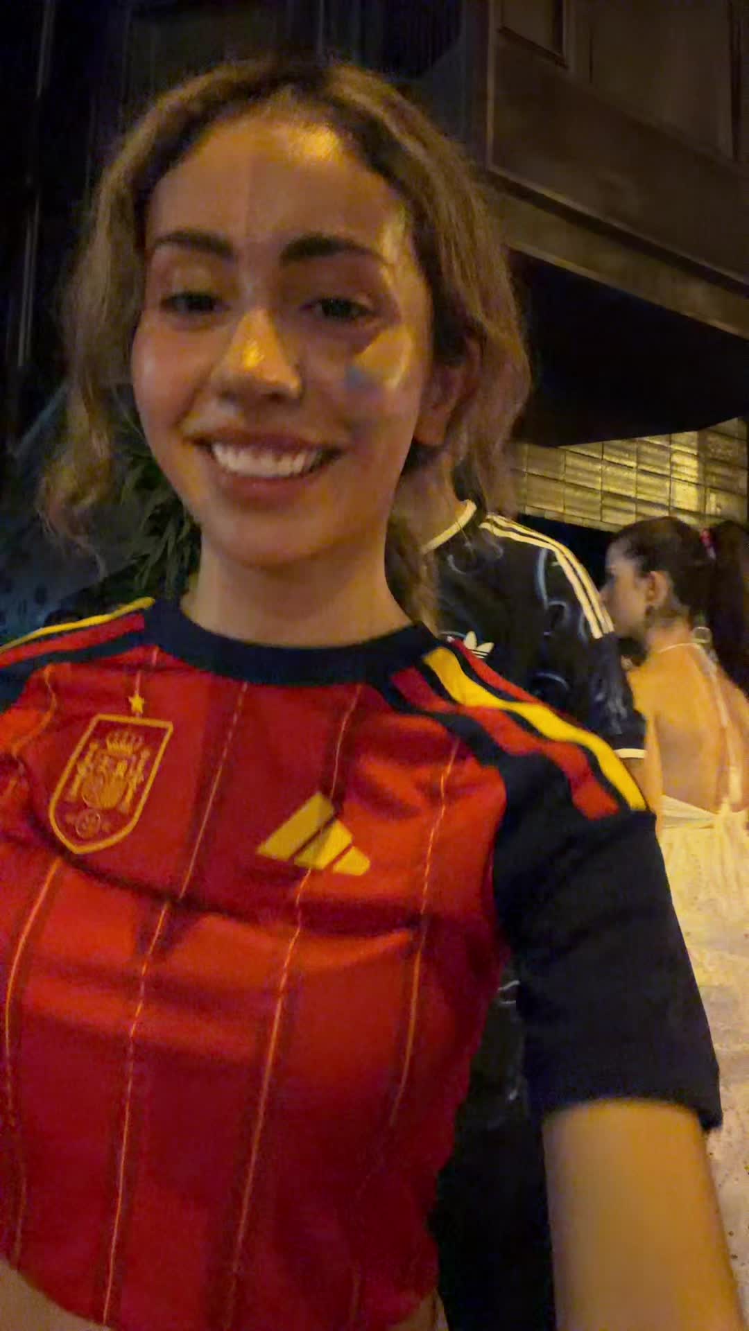 @Alo
