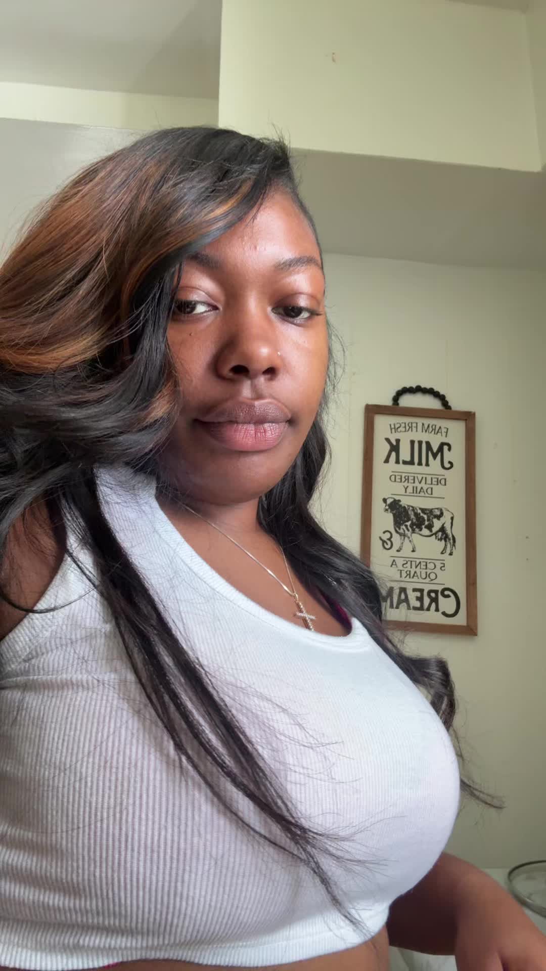 @MelaninMonroe