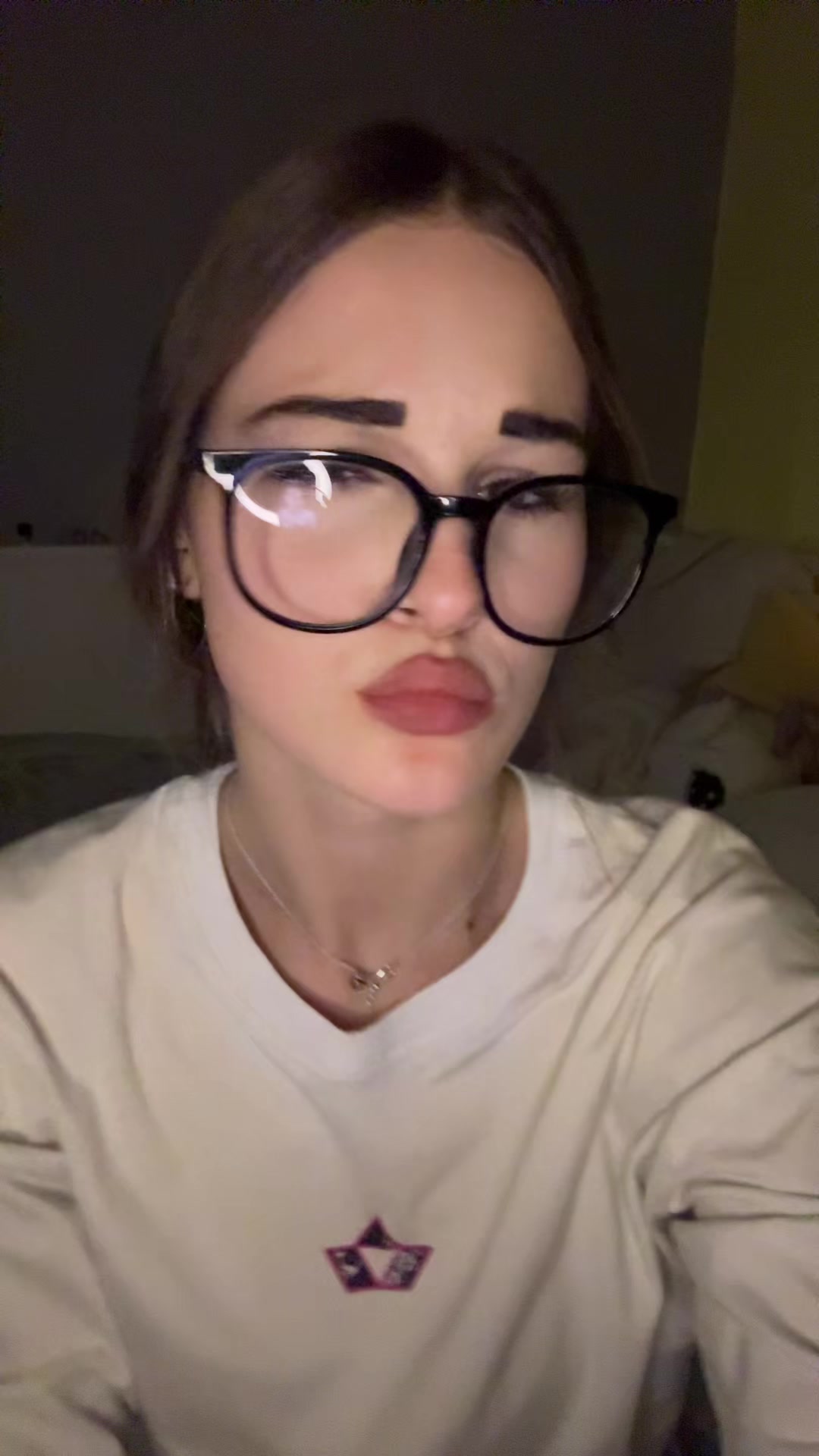 @𝐌𝐚𝐫𝐢𝐧𝐡𝐮𝐤
