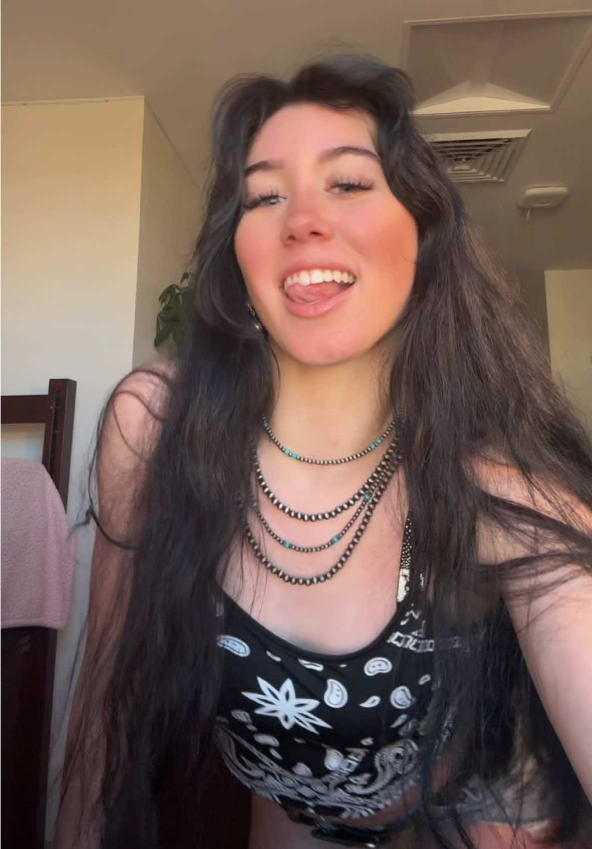 @_isobel_rose