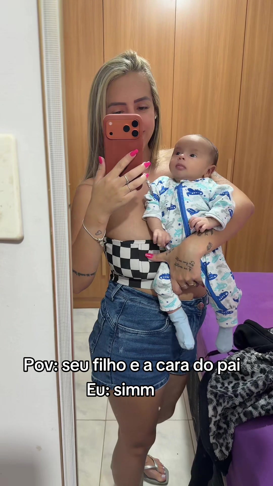 @Ana Carolina