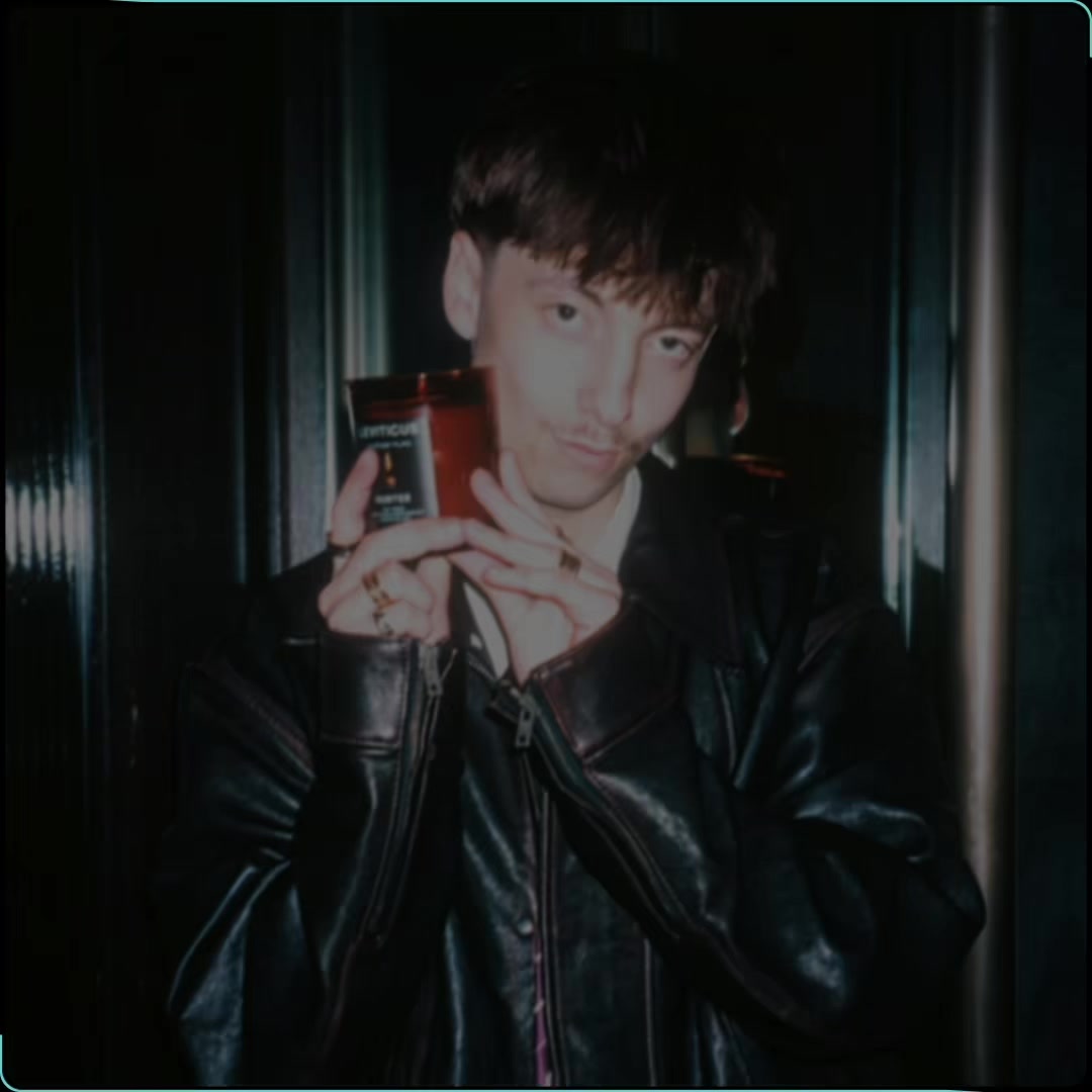 @ʟɪᴠ ☘︎