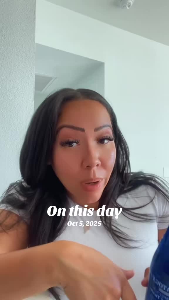 @KrystinaB 🦅🖤