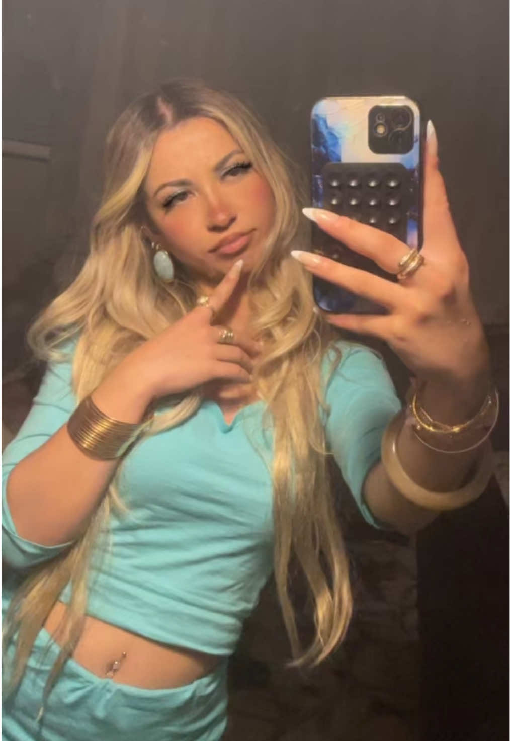 @nazarddora 🍸