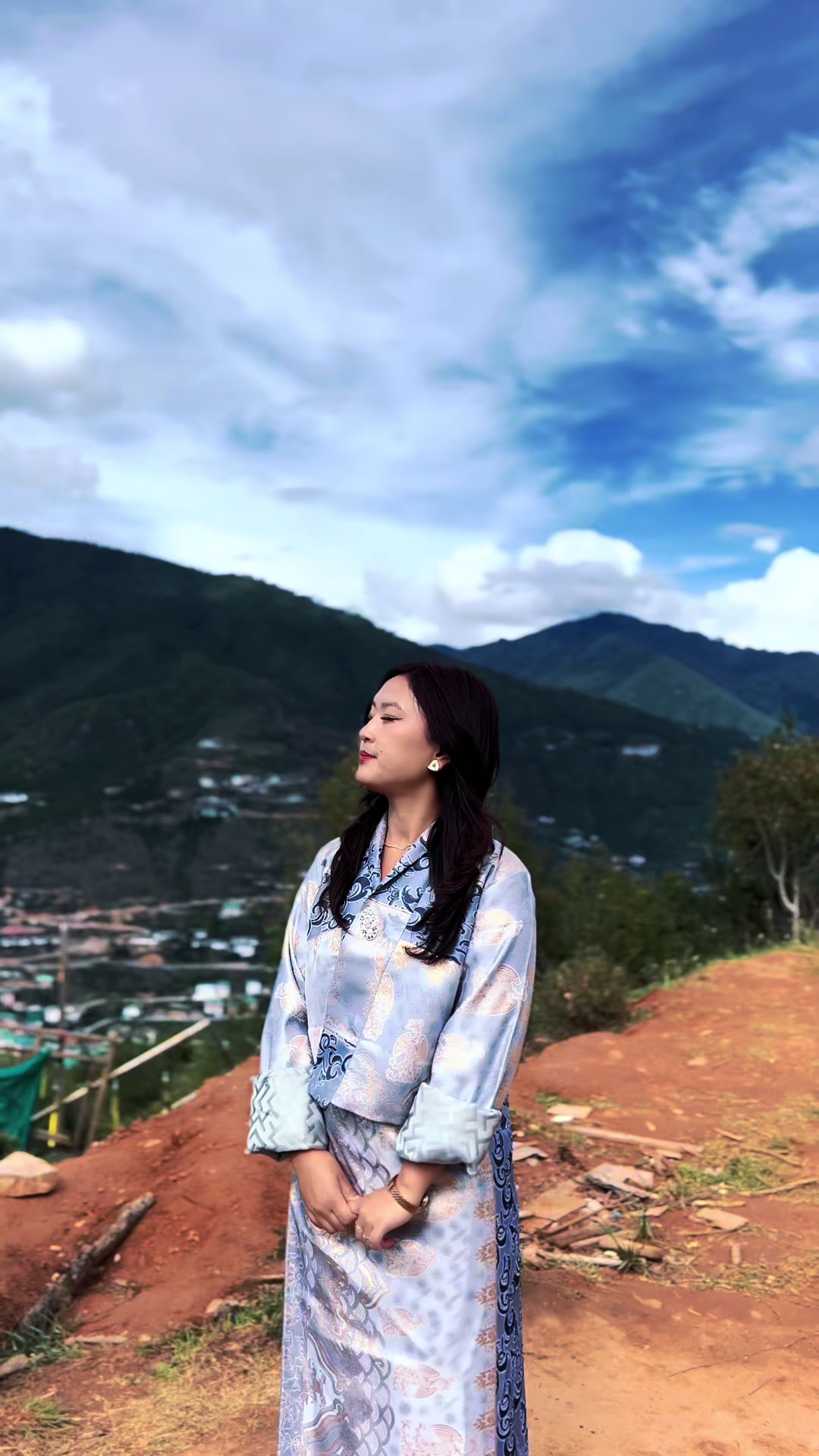 @Tshering Pelzom