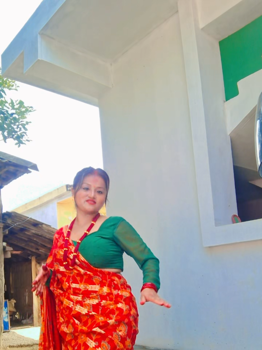 @Deena Magar 💫👑🦋🦋(Adhikari)