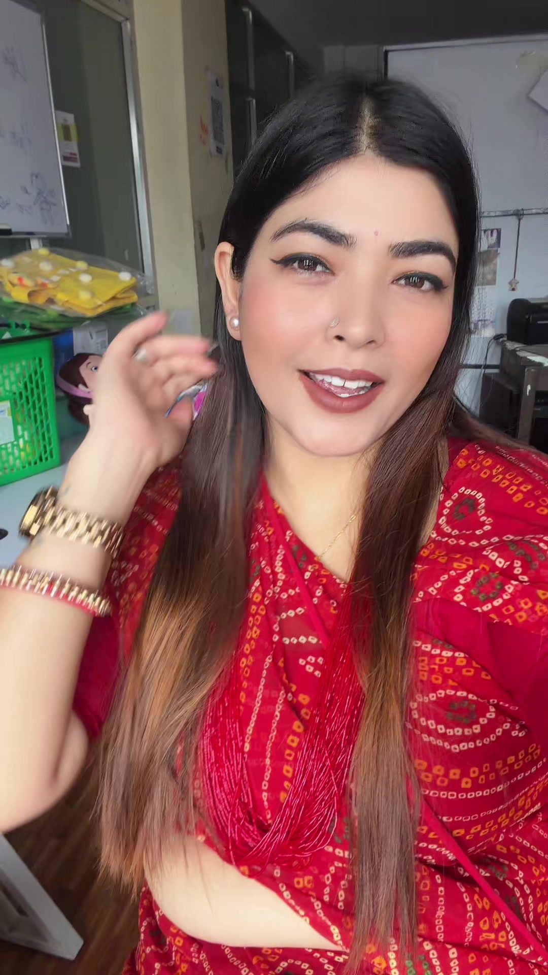 @Aaru's Aama