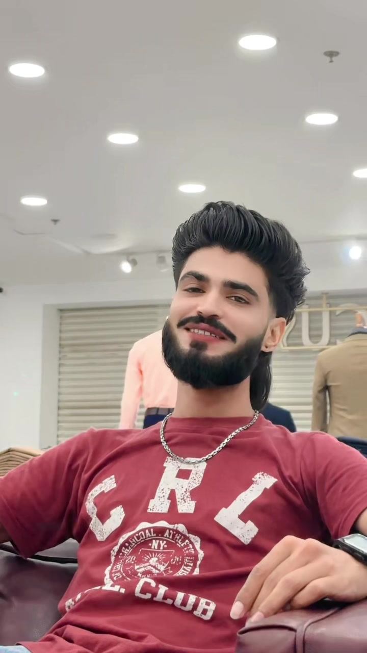 @Ayaan_vj