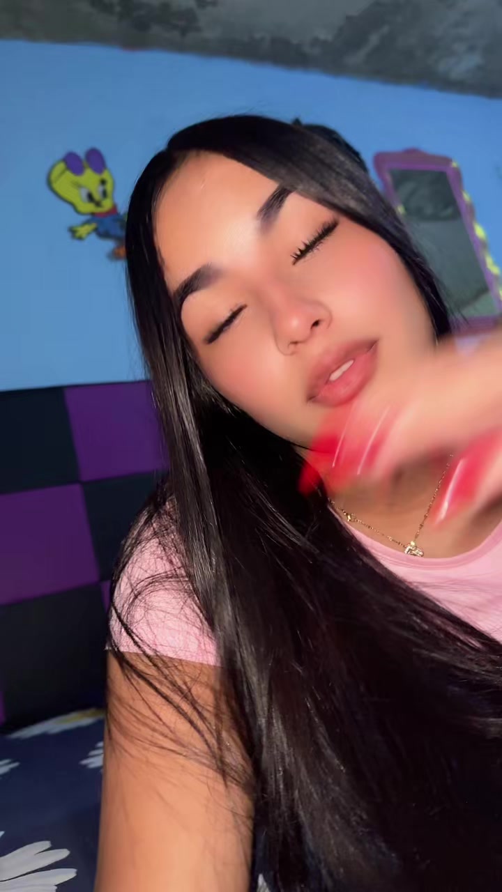 @Auri🫦