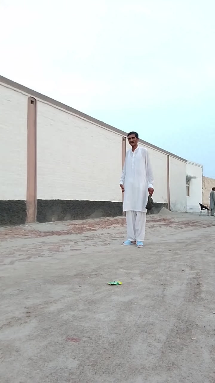 @m Khalid Abbas