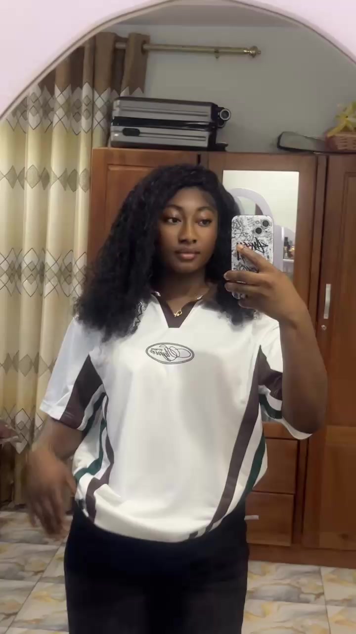@adjoviee💕