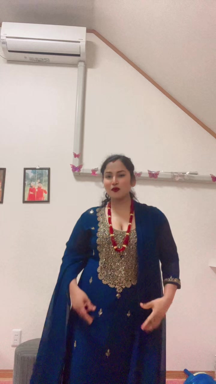 @Sanbhi❤️mom🎌
