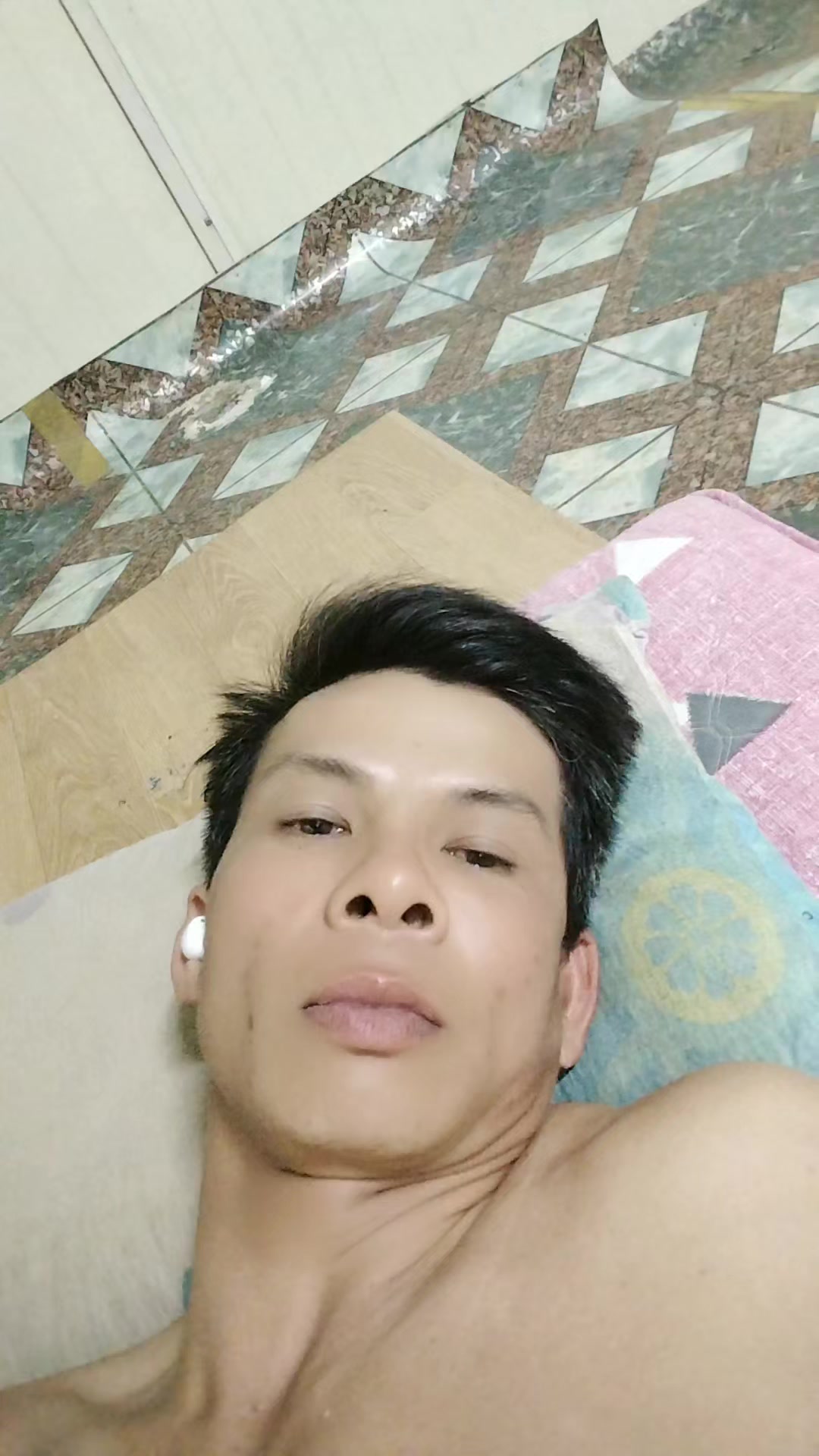 @tr&uacute;c linh1993