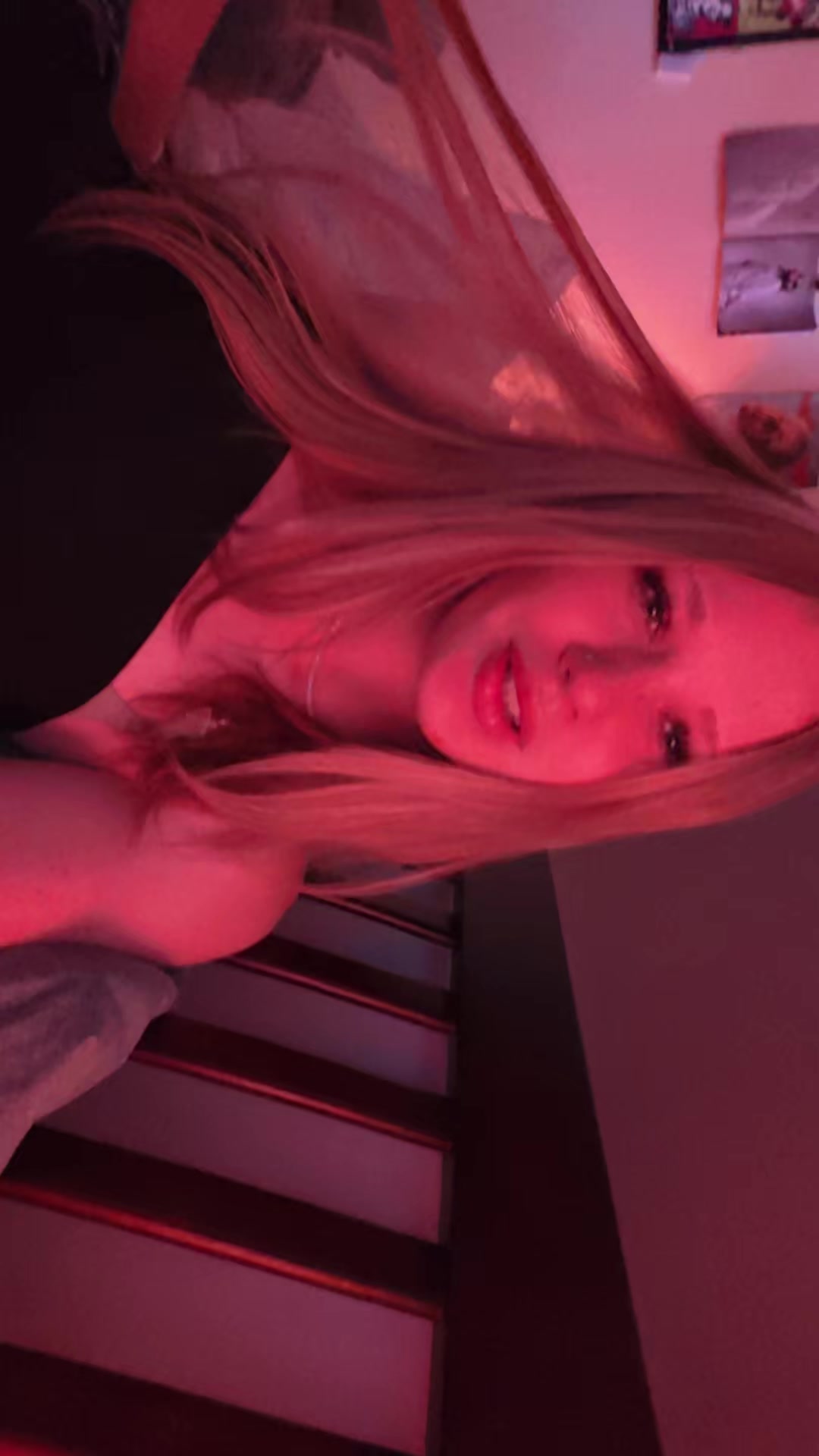 @ellaa🕸️