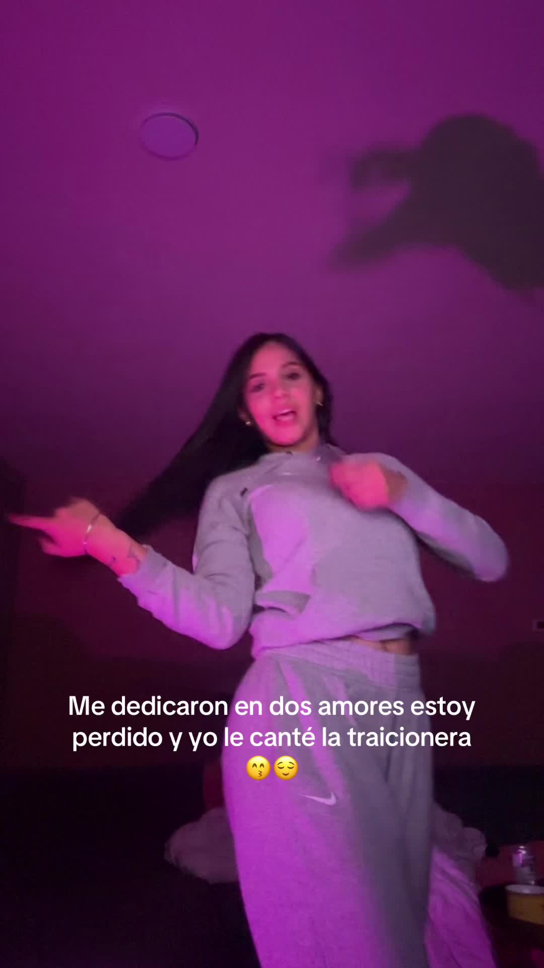 @Emely🤎