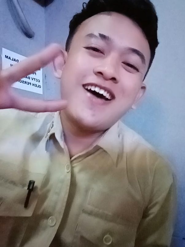 @Gojo_105