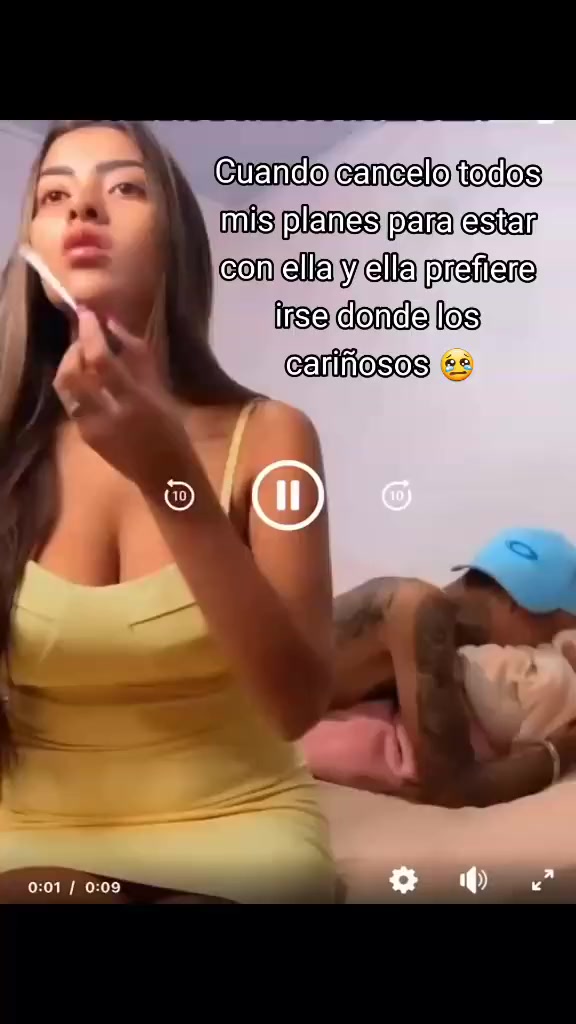 @✨Patr&oacute;n Alex✨🧛&zwj;♀️🍯MEMES😅🦁